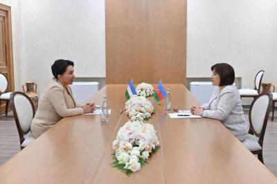 Sahibə Qafarova Tənzilə Narbayeva ilə görüşüb
