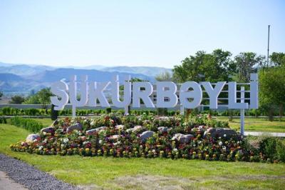 Cəbrayılın Şükürbəyli kəndinə növbəti köç karvanları yola salınıb