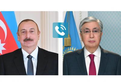 İlham Əliyev Tokayevi təbrik edib