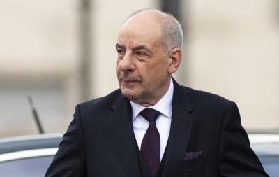 Macarıstan prezidenti vaxtından əvvəl istefa verməkdən imtina edib 
