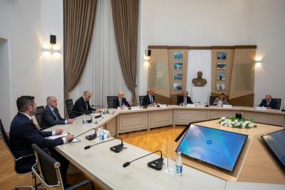 Azərbaycan Dünya Bankı ilə batareya enerji saxlama sistemləri üzrə əməkdaşlığı müzakirə edib