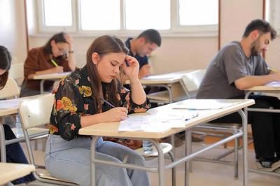 Bakı, Abşeron və Sumqayıtda kolleclərə təkrar qəbul imtahanı keçiriləcək