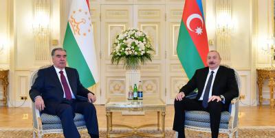 Tacikistan prezidenti İlham Əliyevi təbrik edib