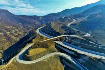 Ödənişli avtomobil yolu ilə gediş üçün məbləğlər müəyyənləşdirilib