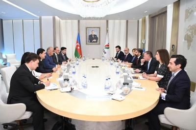SOCAR "Uzbekneftegaz" ilə "Üstyurt" layihəsində gələcək əməkdaşlığı nəzərdən keçirib