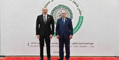 Əlcəzair Prezidenti Azərbaycan liderini təbrik edib