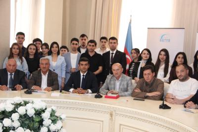 "Ədəbi irsimiz, ədəbi gəncliyimiz” layihəsindən daha bir görüş Sumqayıtda keçirilib 