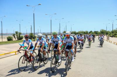 Bakıda Ümumdünya Velosiped Gününə həsr olunmuş veloyürüş keçirilib