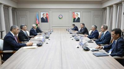 Əli Əsədov TDT-yə üzv ölkələrin mərkəzi bankları Şurasının iclasının iştirakçıları ilə görüşüb