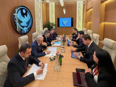 İqtisadiyyat Nazirliyinin nümayəndə heyəti Sankt-Peterburq Beynəlxalq İqtisadi Forumunda iştirak edir