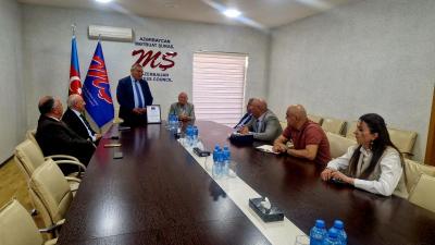 Mətbuat Şurasında veteran jurnalistin 80 illiyi ilə bağlı görüş keçirilib