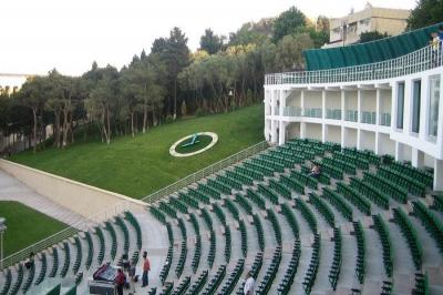 Yaşıl Teatr və Bakı Bələdiyyə Teatrı Mədəniyyət Nazirliyinin tabeliyinə verilib