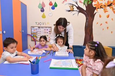 Məktəbəqədər təhsildə valideyn-dövlət-özəl əməkdaşlığına əsaslanan maliyyələşmə modeli tətbiq ediləcək -  FƏRMAN