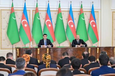 Azərbaycan və Türkmənistan prezidentləri mətbuata bəyanatlarla çıxış ediblər