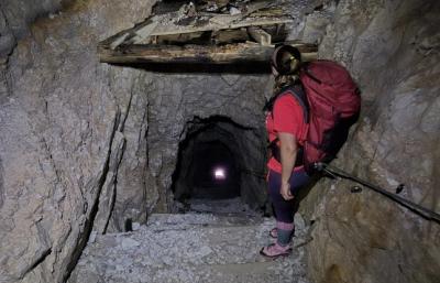 Azərbaycanlı alpinistlər İtaliyanın Dolomit dağlarında Monte Paterno zirvəsinə qalxıblar