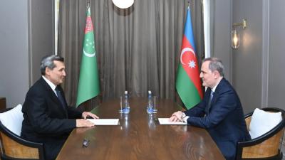 Azərbaycan - Türkmənistan münasibətlərinin vəziyyəti və inkişaf perspektivləri müzakirə olunub