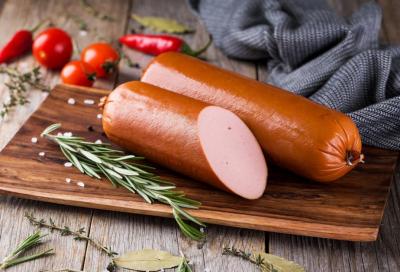 Azərbaycanda kolbasa məmulatları istehsalı 12 faizdən çox artıb