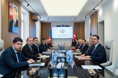 Fərid Əhmədov Türkiyənin ədliyyə naziri ilə görüşüb