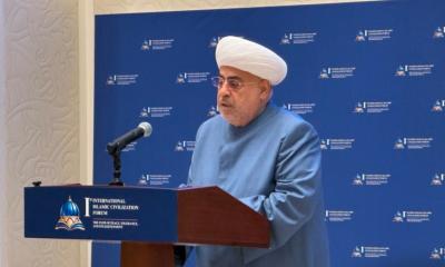 Allahşkür Paşazadə Daşkənddə keçirilən İ Beynəlxalq İslam Sivilizasiyası Forumununda iştirak edir