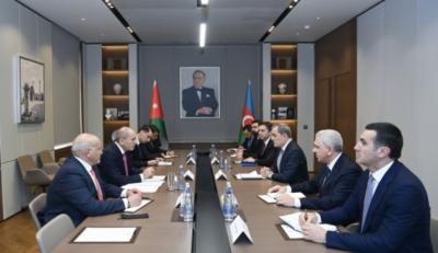 Ceyhun Bayramovla İordaniya Baş nazirinin müavini arasında geniştərkibli görüş keçirilir