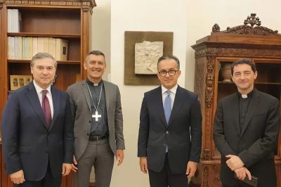 Ramin Məmmədov Vatikan arxiyepiskopuna Azərbaycandakı multikultural dəyərlər barədə məlumat verib