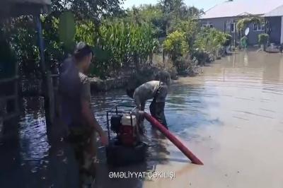 Balakəndə su dolmuş ərazilərdə tədbirlər fasiləsiz davam etdirilir -  FHN