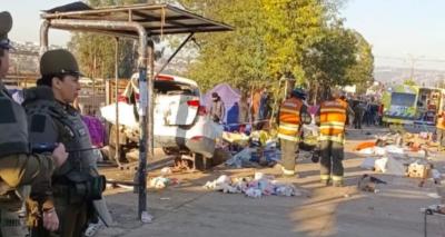 Çilidə avtomobil yüksək sürətlə bazara girdi, 6 ölü