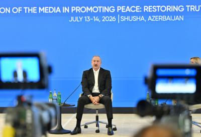 İlham Əliyev: "Tramp sülhsevər və sülhü gətirə biləcək insandır"