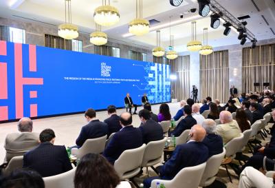 Prezident: "Biz sərhədlərimizdə tezliklə sülhün bərqərar edilməsini istəyirik"