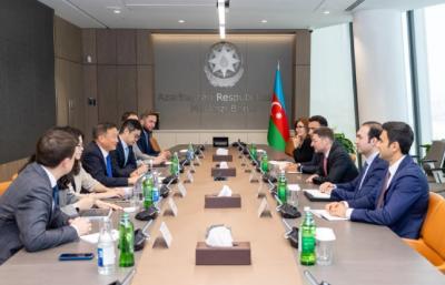 Azərbaycan Çin ilə QR kod əsaslı ödəniş həllərinin inkişafını müzakirə edib