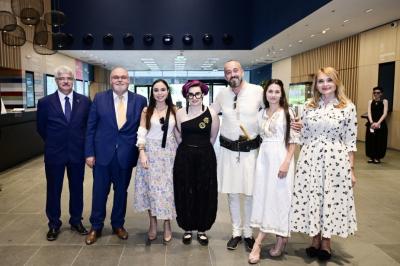 Leyla Əliyeva Budapeştdə “Azərbaycan xalçaları – ənənədən müasir incəsənətə” sərgisinin təqdimatında iştirak edib