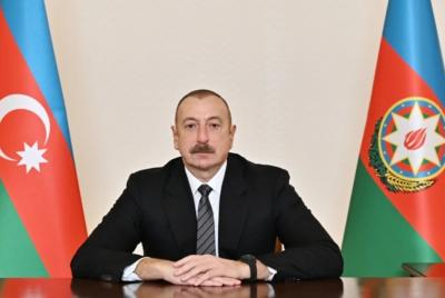 Prezident İlham Əliyev və Federal Kansler Fridrix Merts mətbuat konfransı keçirirlər