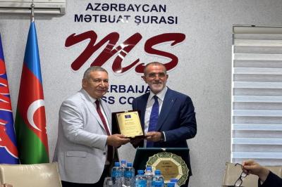 Mətbuat Şurasında Rauf Arifoğlunun 60 illik yubileyi ilə bağlı toplantı keçirilib