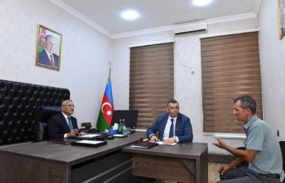Rövşən Rzayev vətəndaş qəbulu keçirib