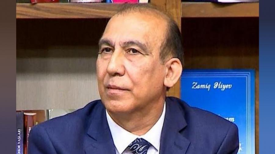 “Şeiri ürəklərə yazılan mənəm”